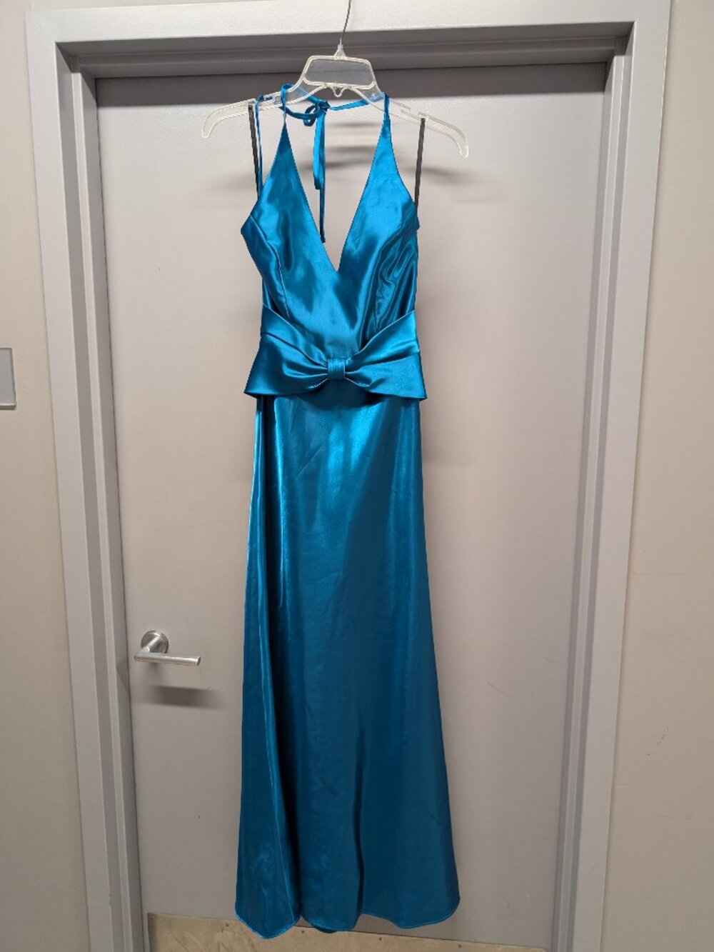 Jessica McClintock For Gunne Sax Elegant Blue Satin Pro Gown Made In USA Vintage